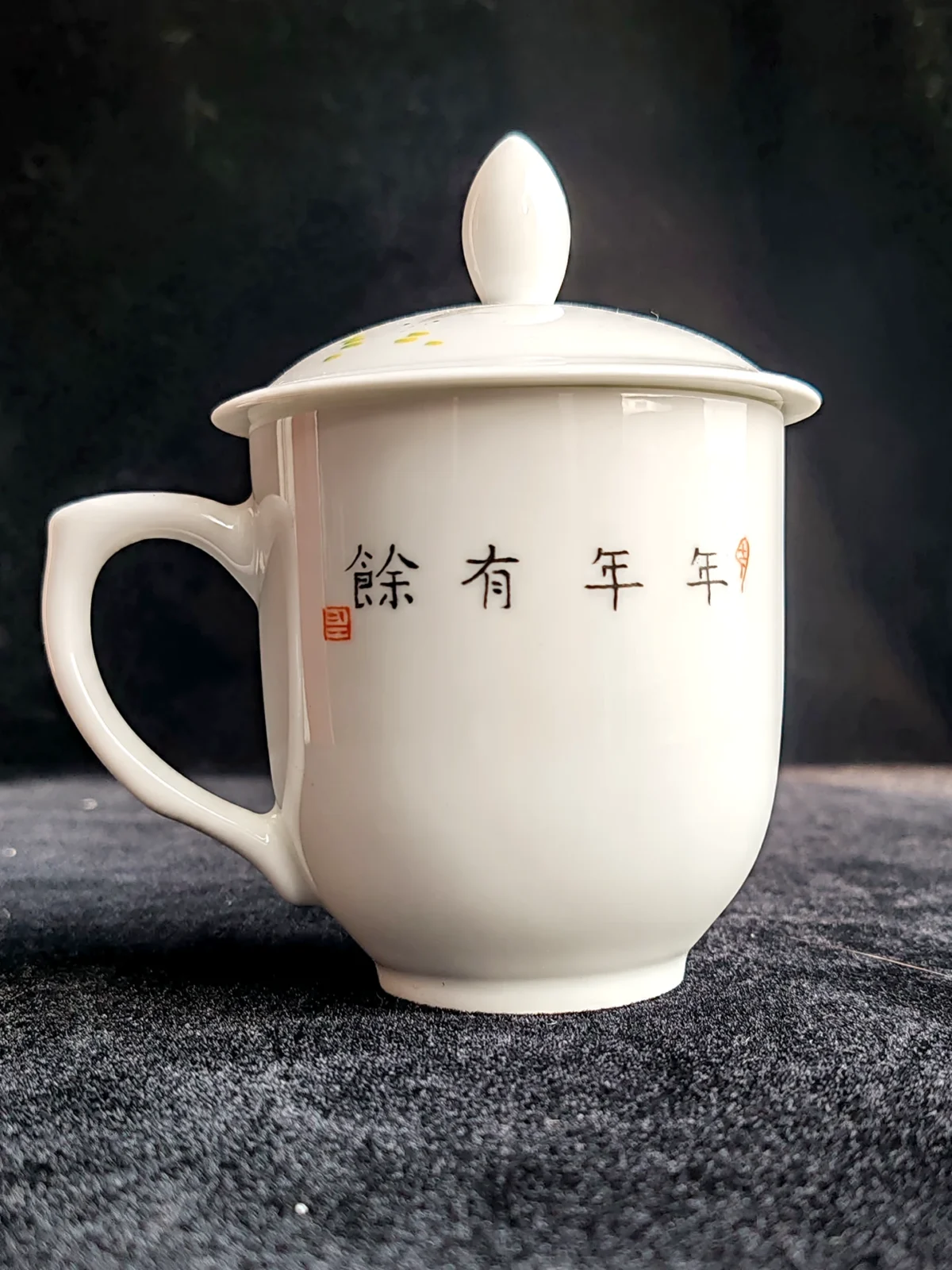 Jingdezhen Hand-Painted Koi Fish Teacup