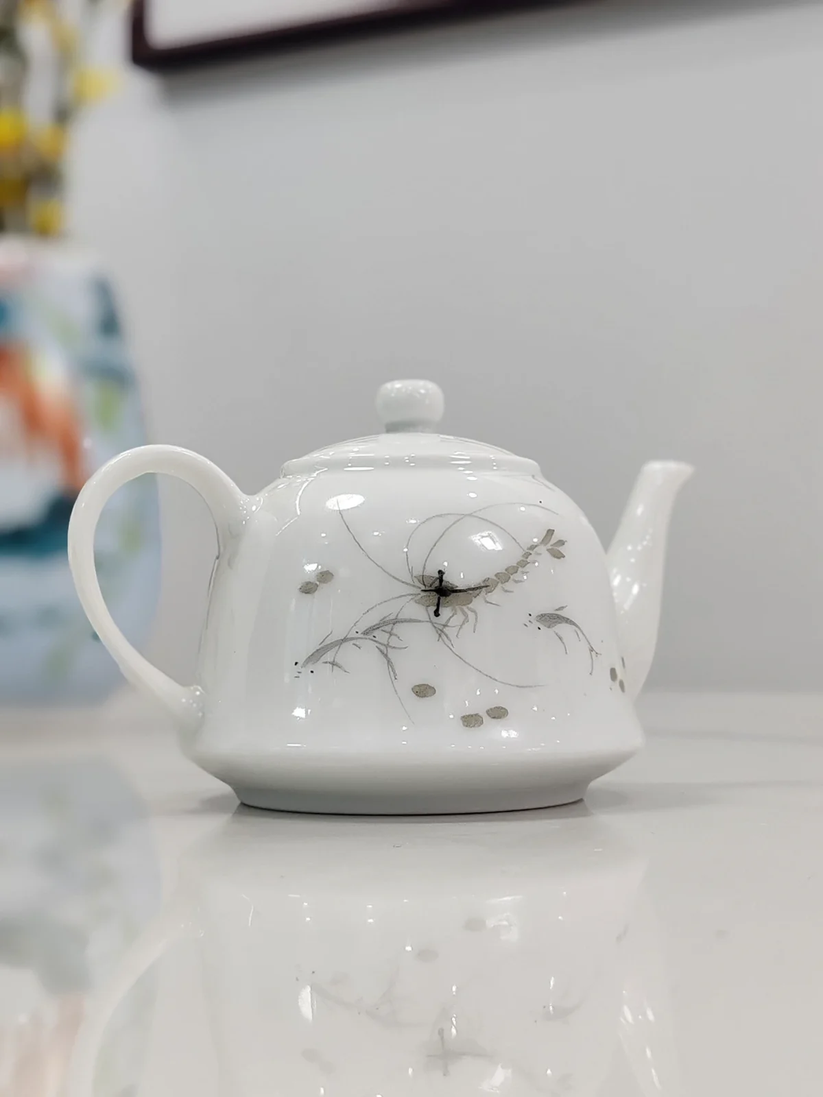 Playful River Shrimp & Crab White Glaze Teapot