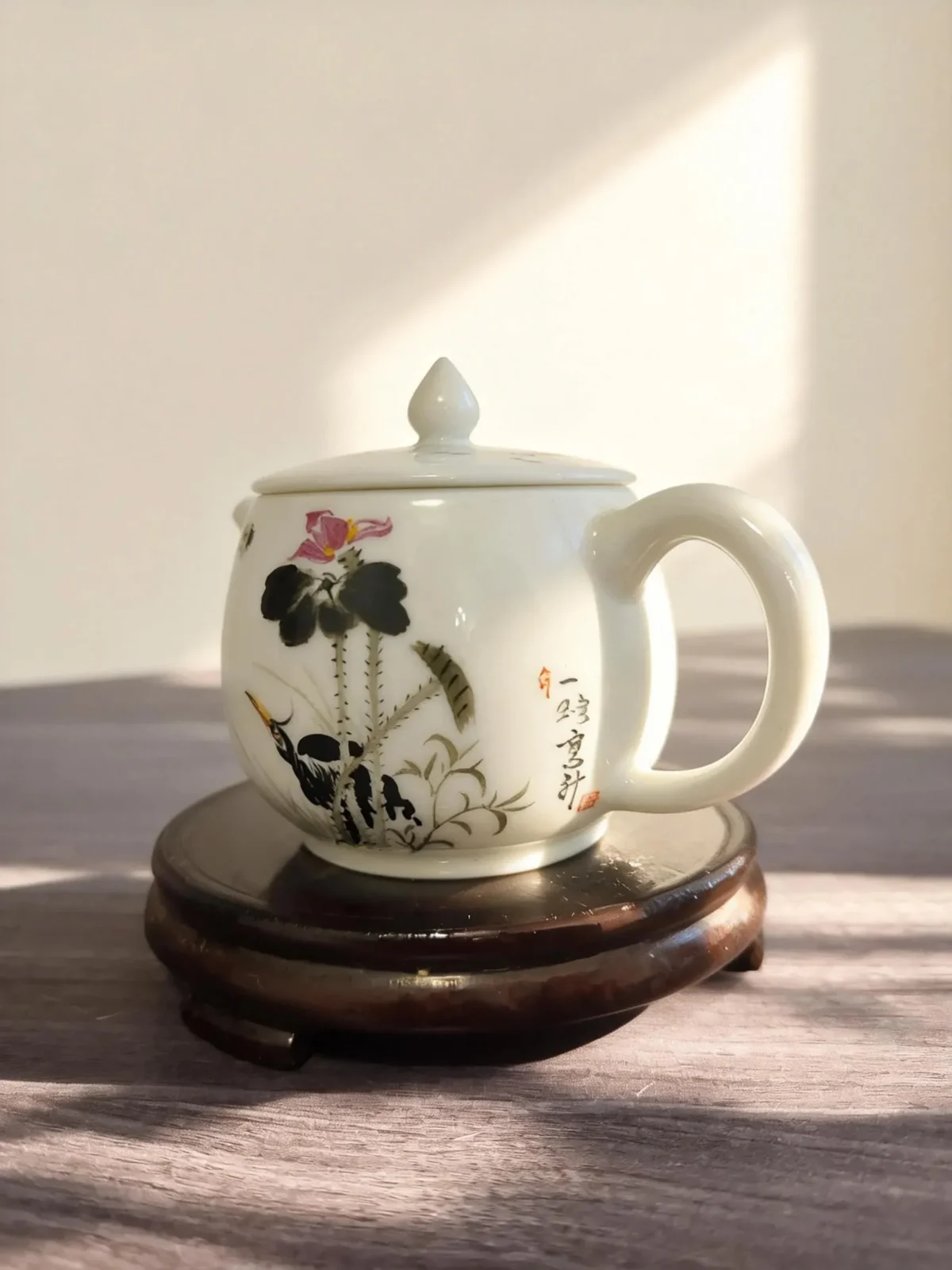 Chahu05 Black Ink Heron Lotus Design