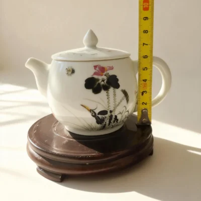 Chahu06 Black Ink Heron Lotus Design