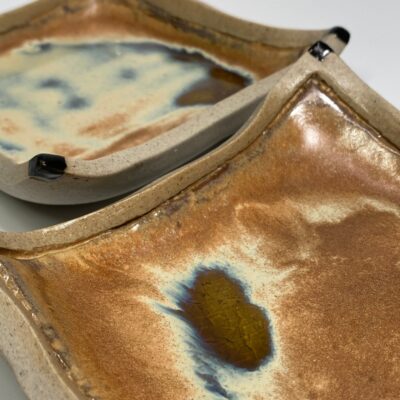 Jingdezhen artisan painting raw clay tray - Behind-the-scenes craftsmanship