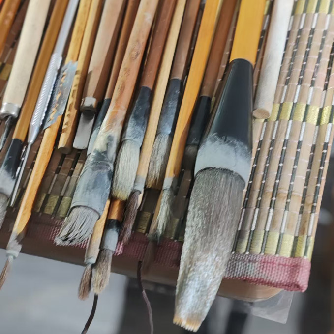 Hand-Painted Cloud Dragon Porcelain Plate