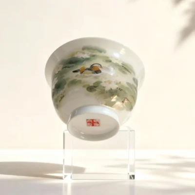 Cb02_Yy02-6 Hand-Painted Mandarin Duck and Lotus Pond Teacup - Hand-Held Cup