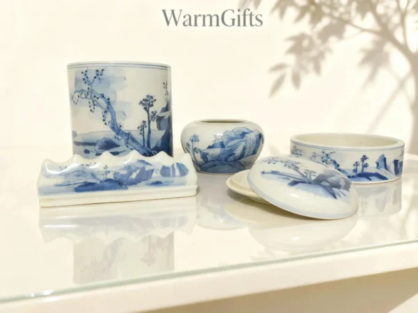 Wutong Landscape Blue-and-White Stationery