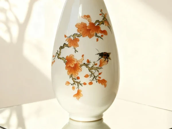 Flower Holder Maple Leaf