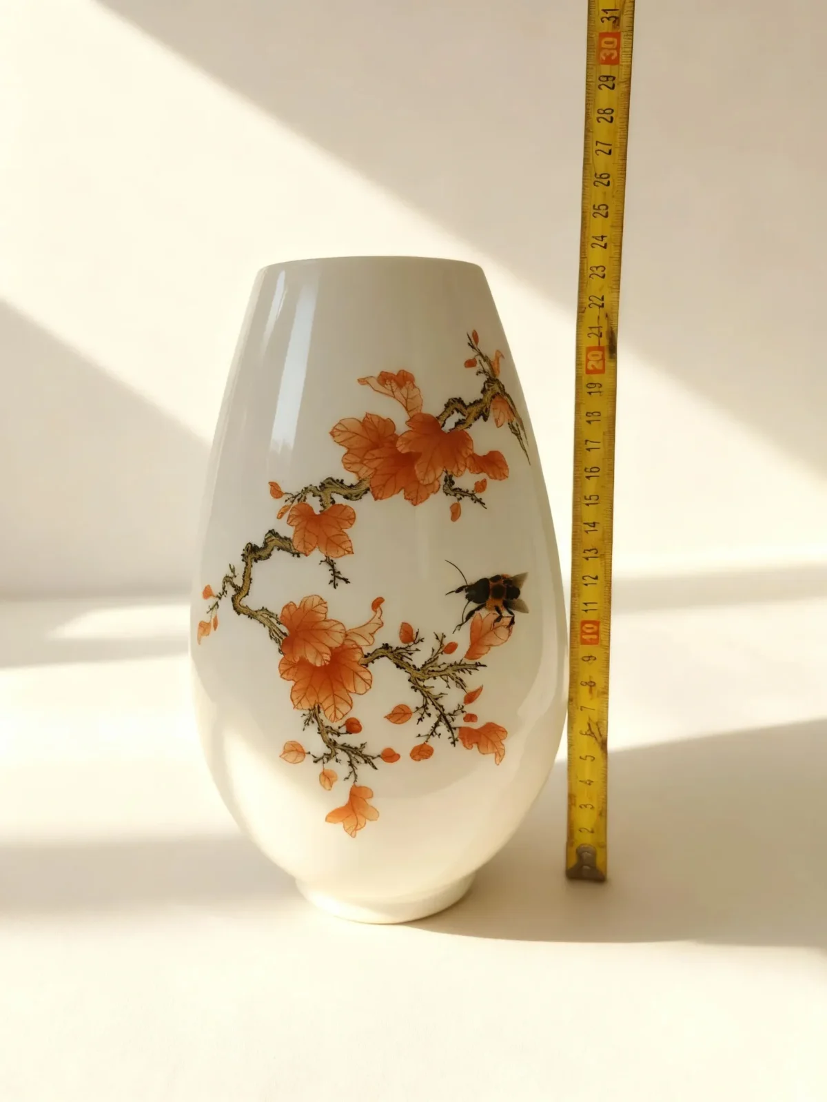 Flower Holder Maple Leaf