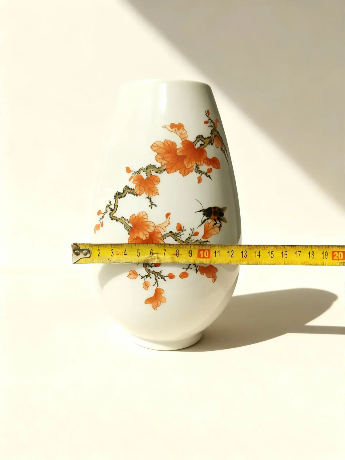 Flower Holder Maple Leaf