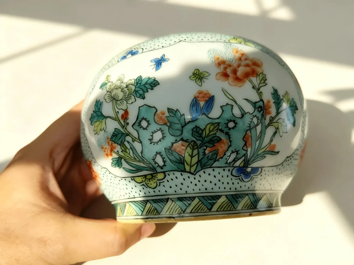 Blossom Butterfly Elegant Rhythm Porcelain Jar