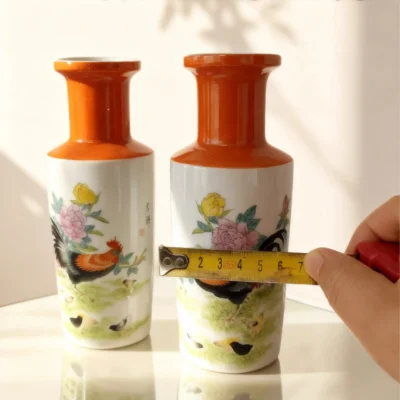 Five-Colored Rooster Crowing Porcelain Bottle