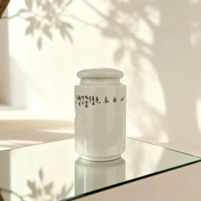 Agate Red Landscape Tea Caddy