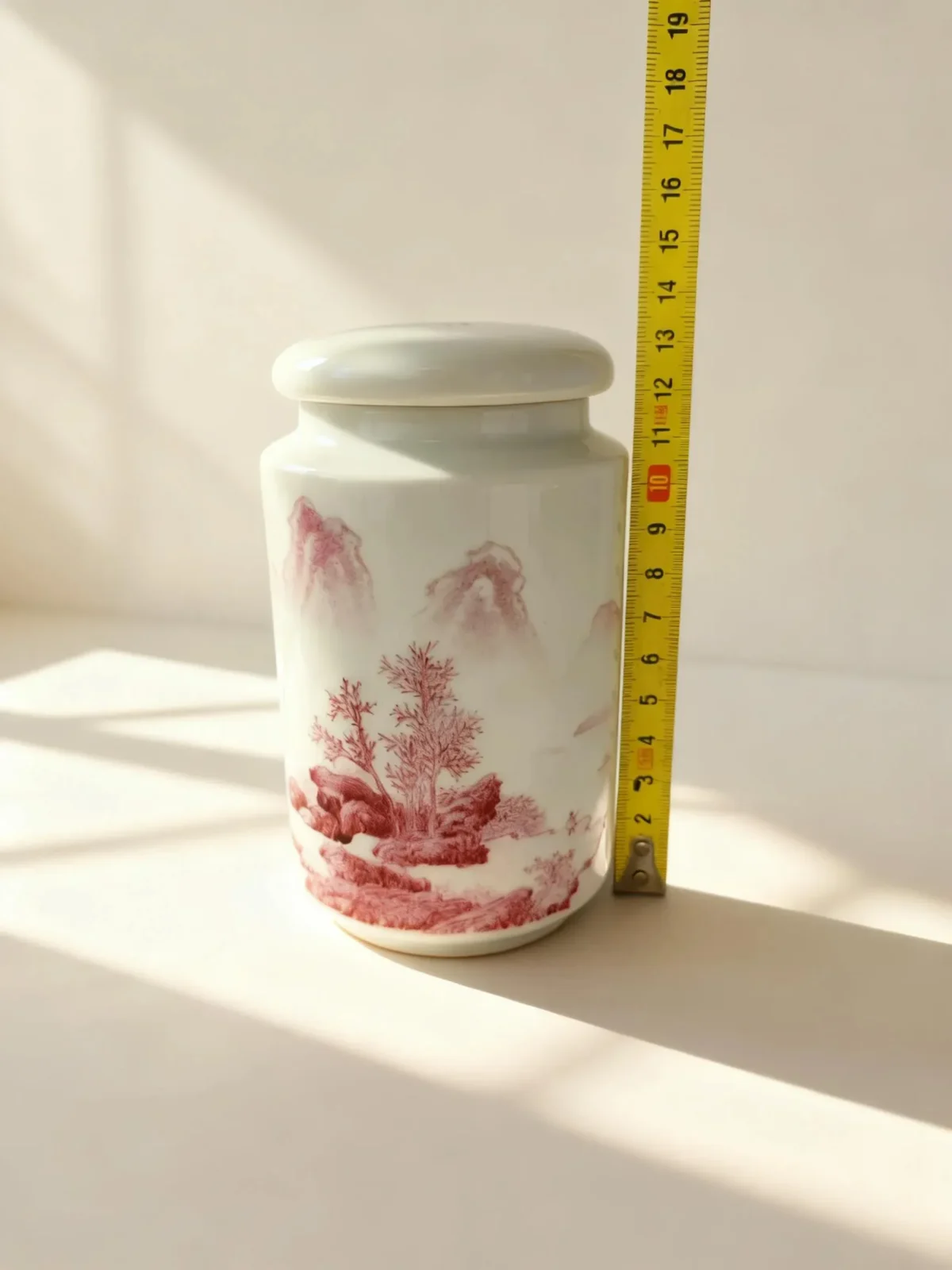 Agate Red Landscape Tea Caddy