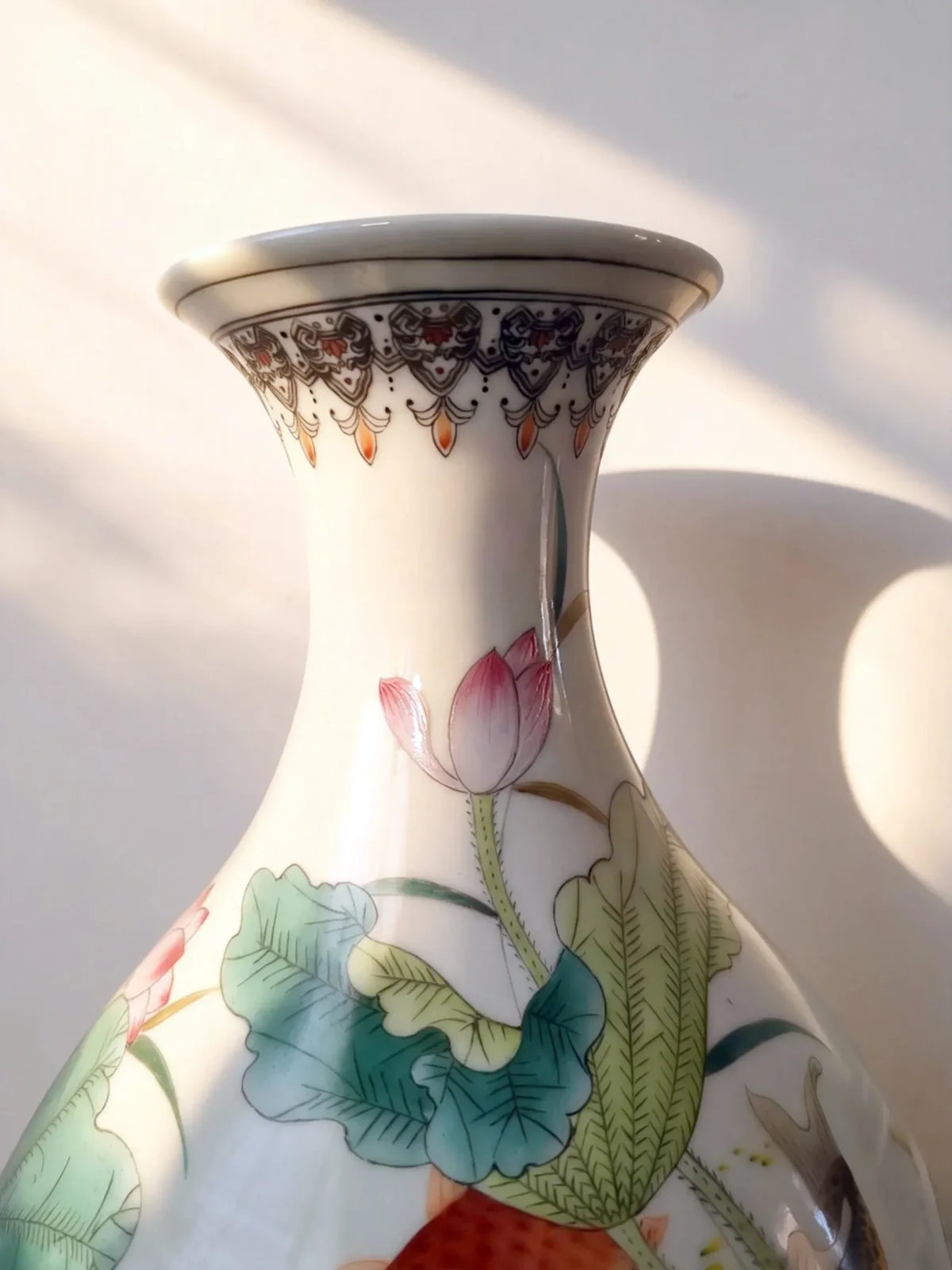 Yuhuchun Bottle Lotus Pond