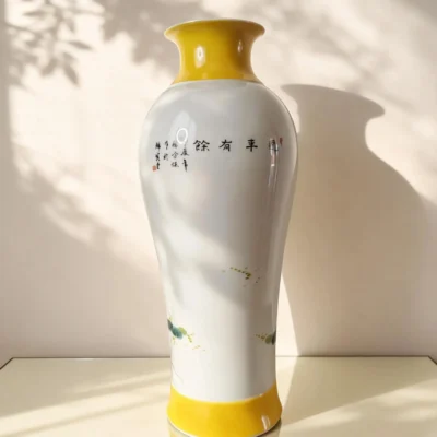 Guanyin Bottle Lotus Pond