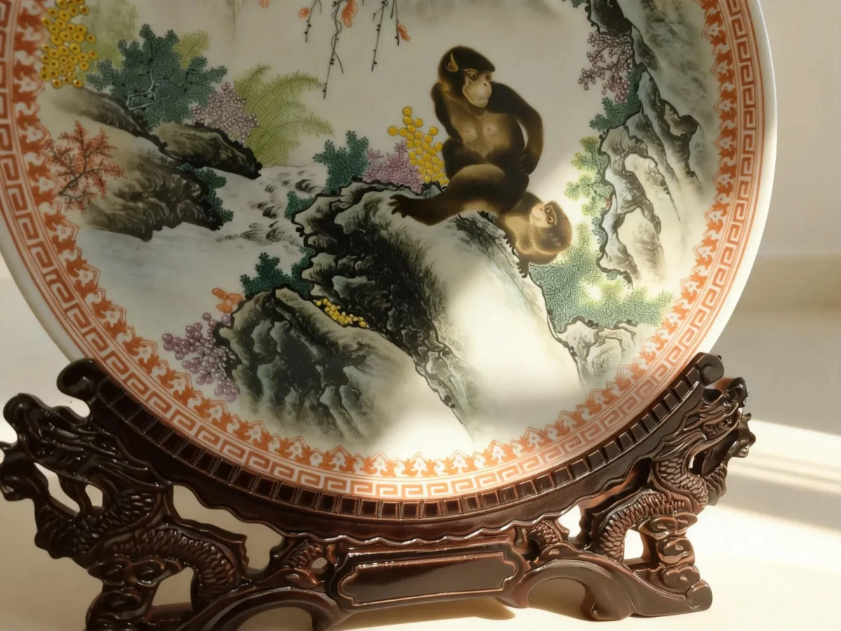 Houzi05 Mountain Forest Play Porcelain Plate