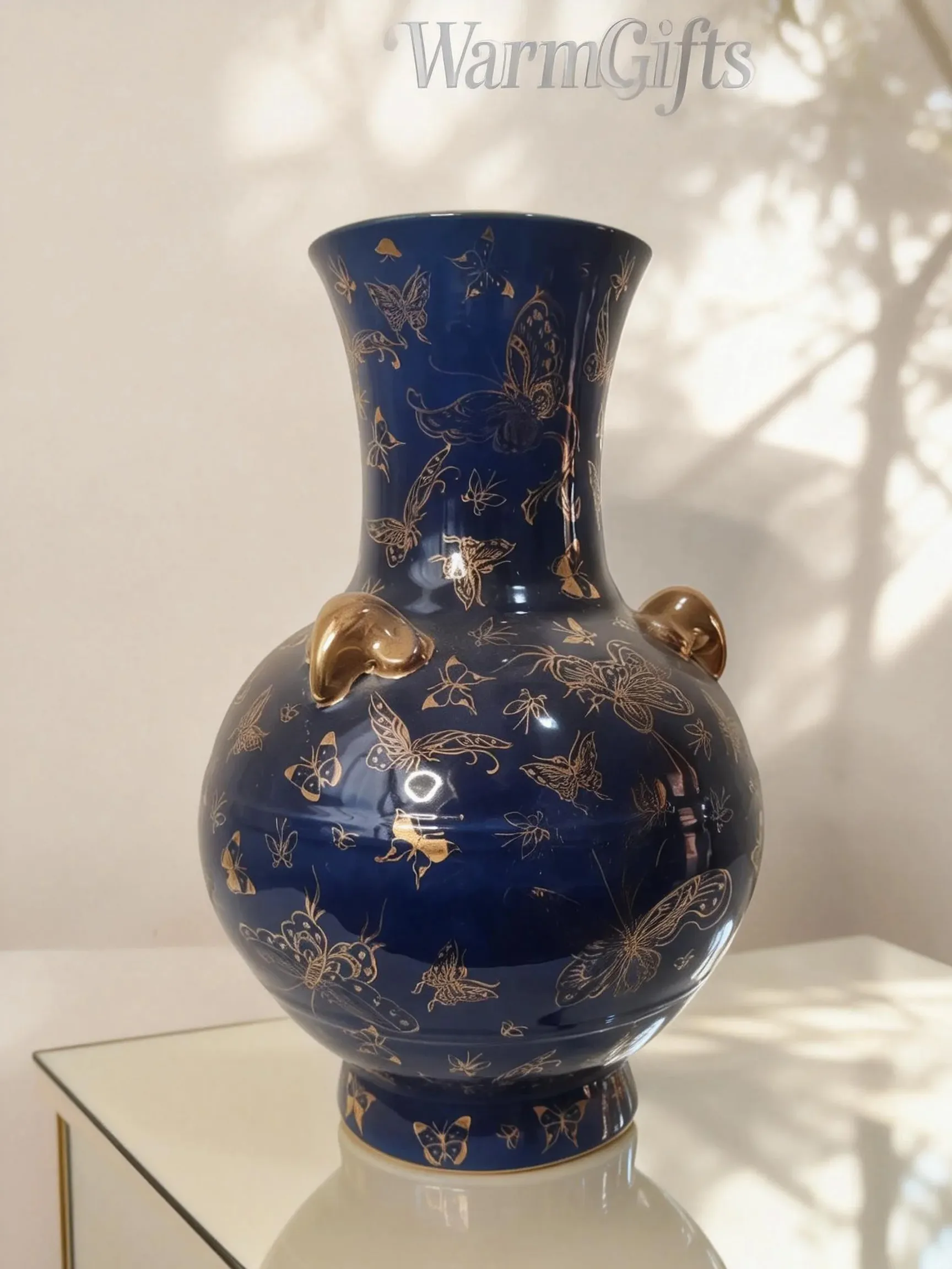 ワンダーフォーゲル1860 Antique Underglaze Blue-Ground Hundred Butterflies Gold-Traced