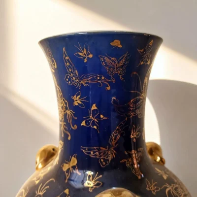 Antique Underglaze Blue-Ground Hundred Butterflies Gold-Traced Triple-Handled Lantern Bottle