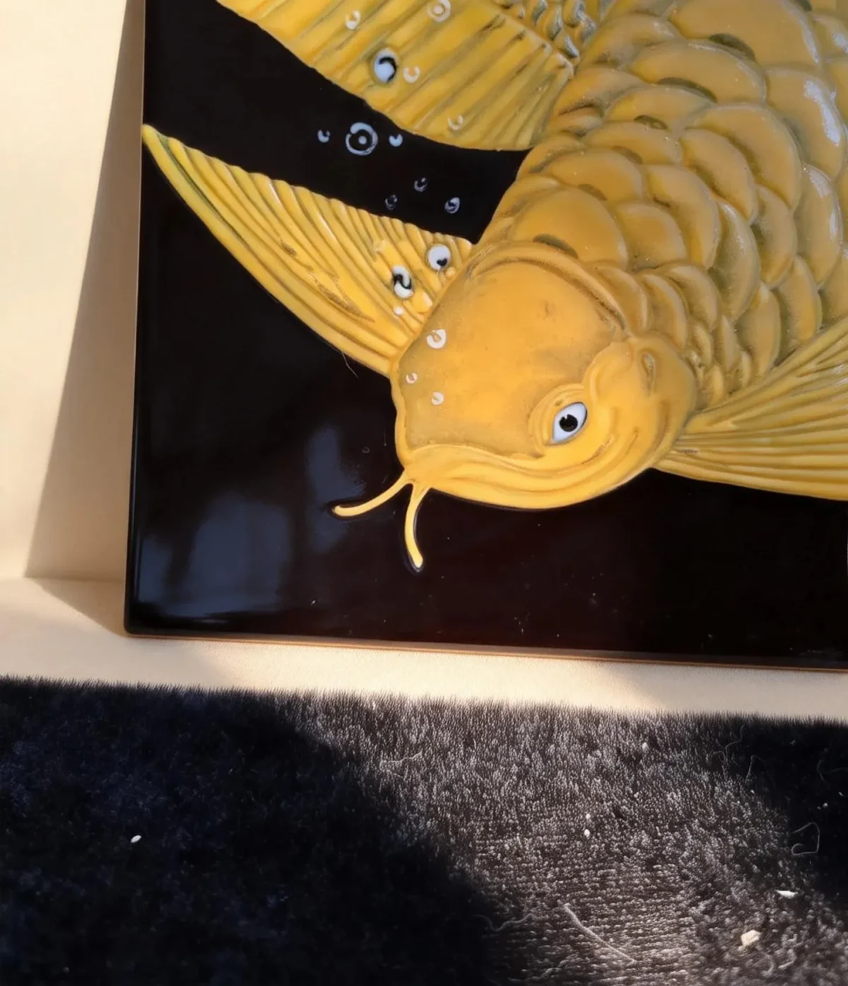 Jinlongyu03 Golden Arowana in Raven-Black Glaze