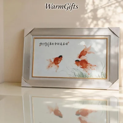 Goldfish Bringing Fortune??s Turn