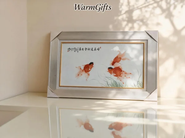 Goldfish Bringing Fortune??s Turn