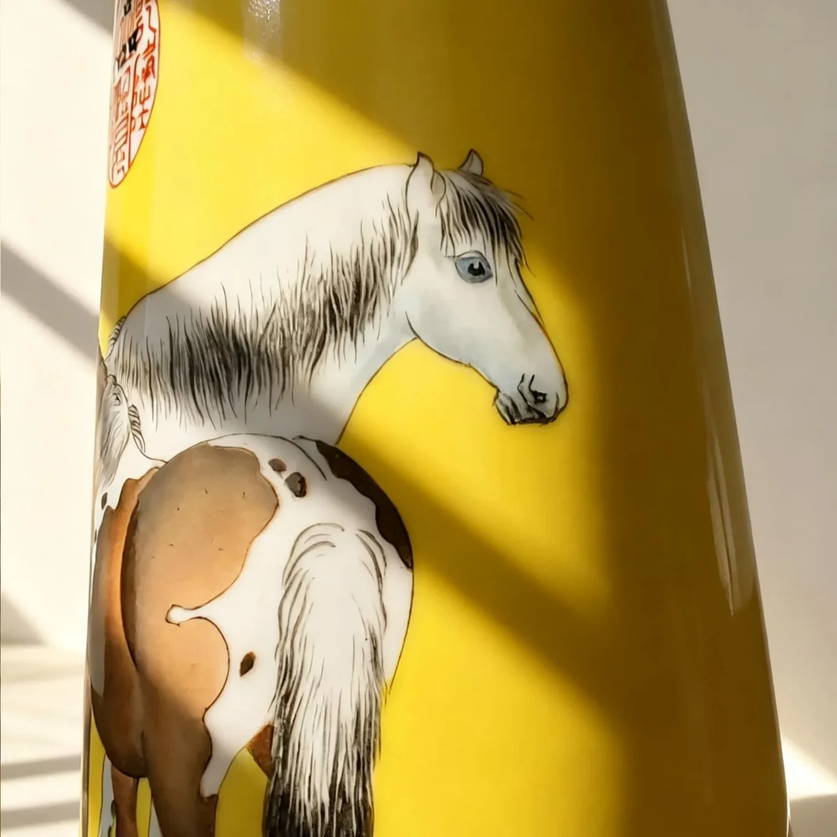 Irregular Golden Bell Porcelain Steed