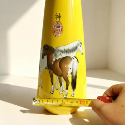 Irregular Golden Bell Porcelain Steed