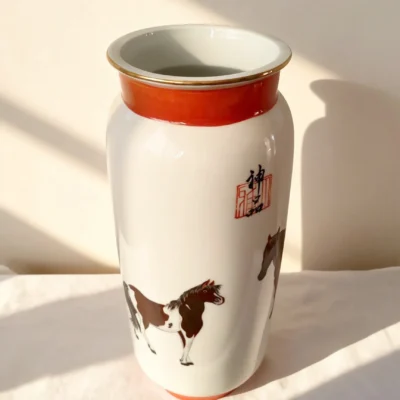 Noble Horse Julintang Arrow Vase