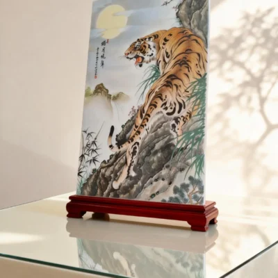 Laohu02 Bright Moon and Majestic Wind