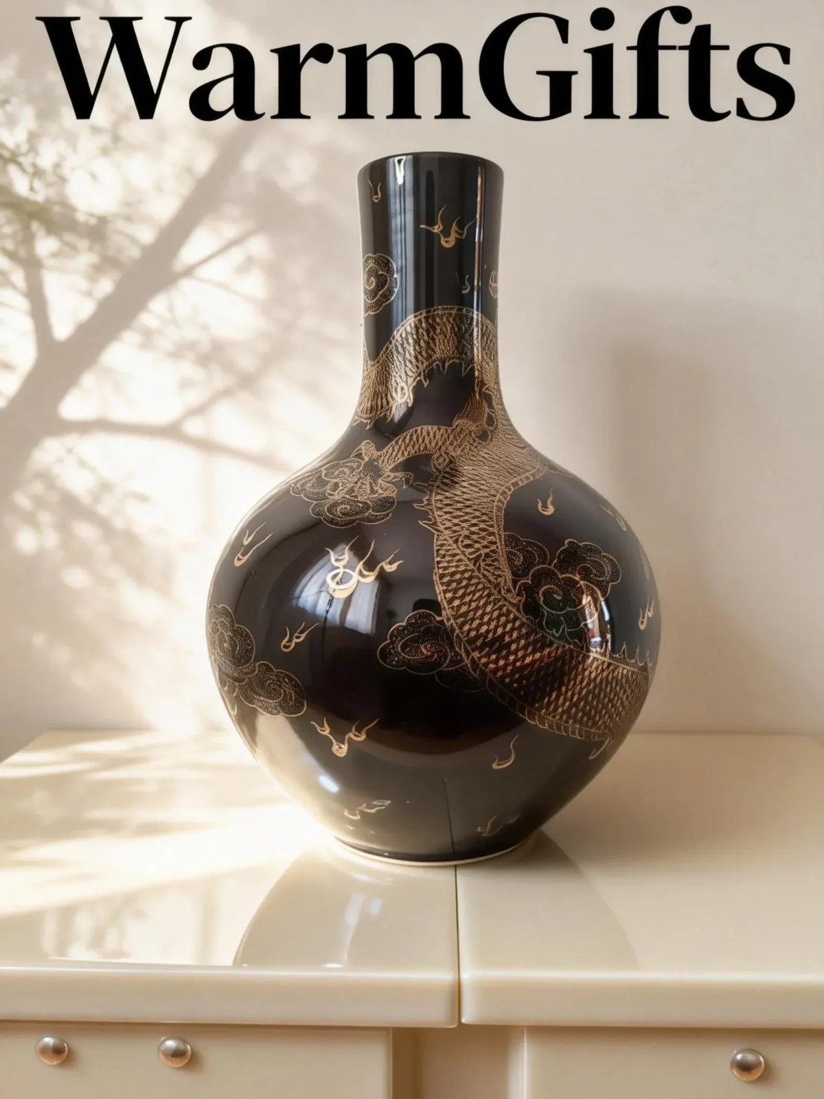 Straight-Neck Celestial Sphere Black Glaze Gold-Traced Dragon