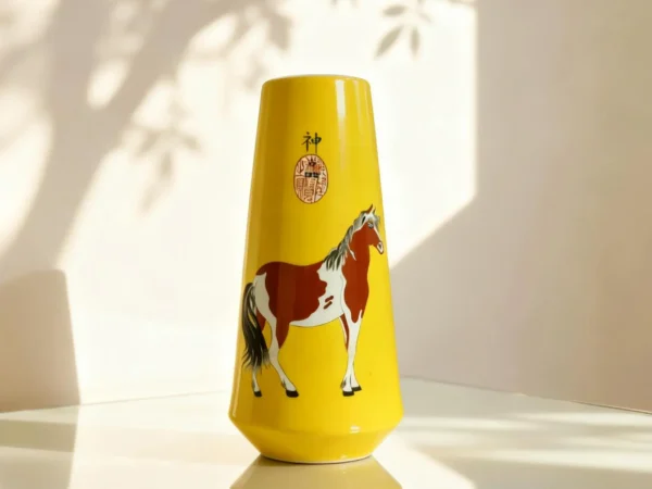 Irregular Golden Bell Porcelain Red Steed