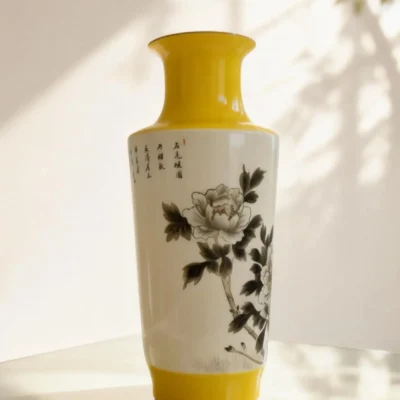 Golden Bell Gold-Traced Ink-Colored Black Peony