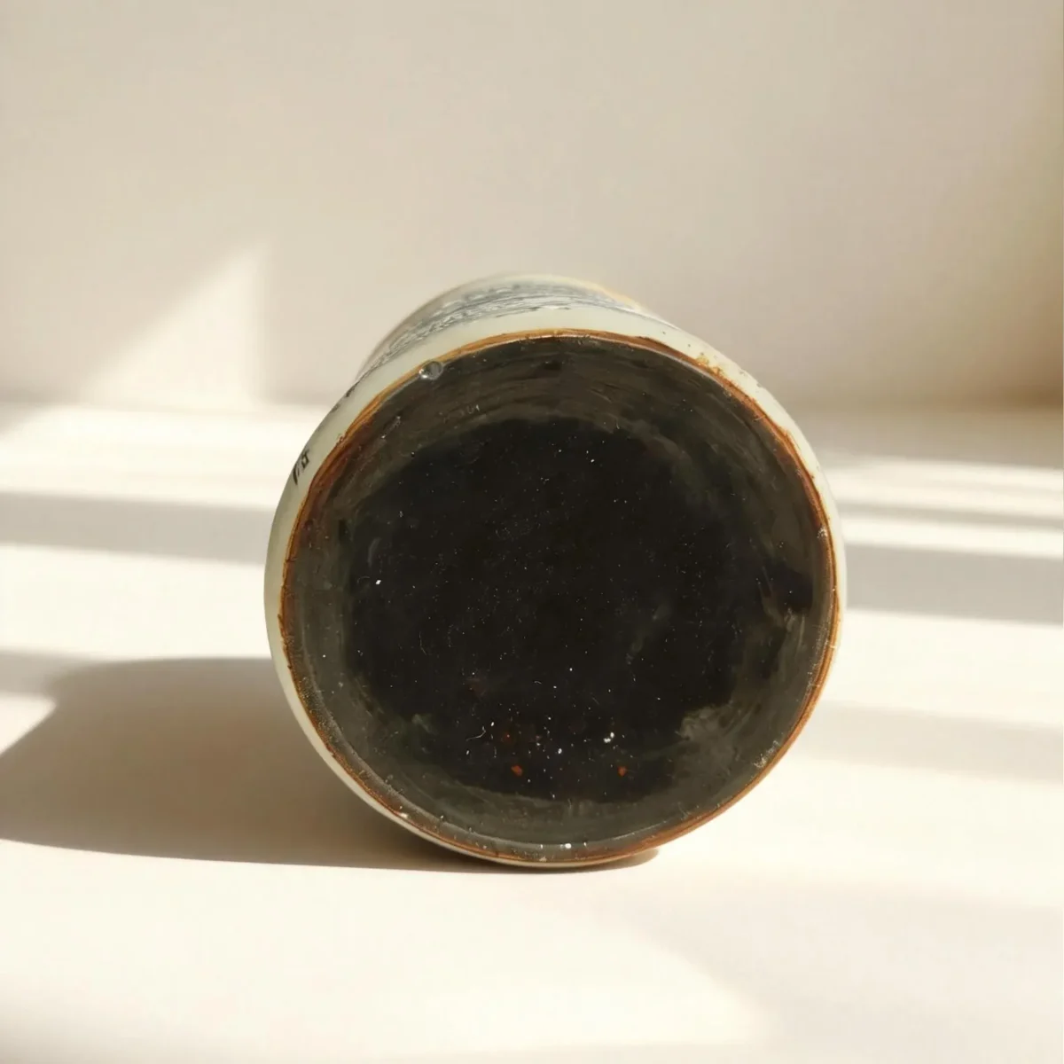 Snow Scene Gray-Glazed Brush Holder