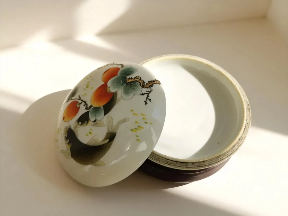 Persimmon and Carp Ink Paste Jar