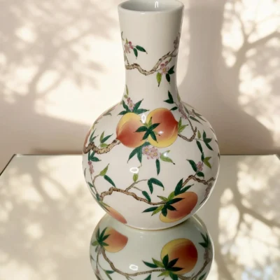 Straight-Neck Celestial Sphere Nine Peaches