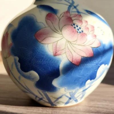 Straight-Neck Celestial Sphere Blue Lotus