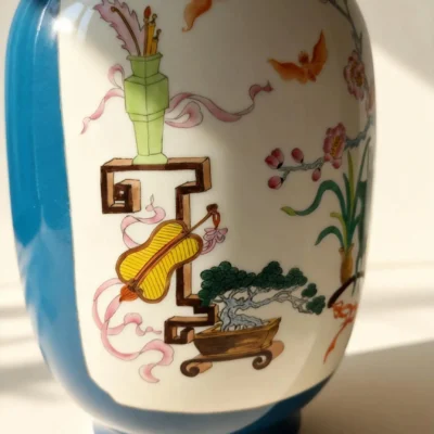 Winter Melon Reserved Panel Antique Bottle