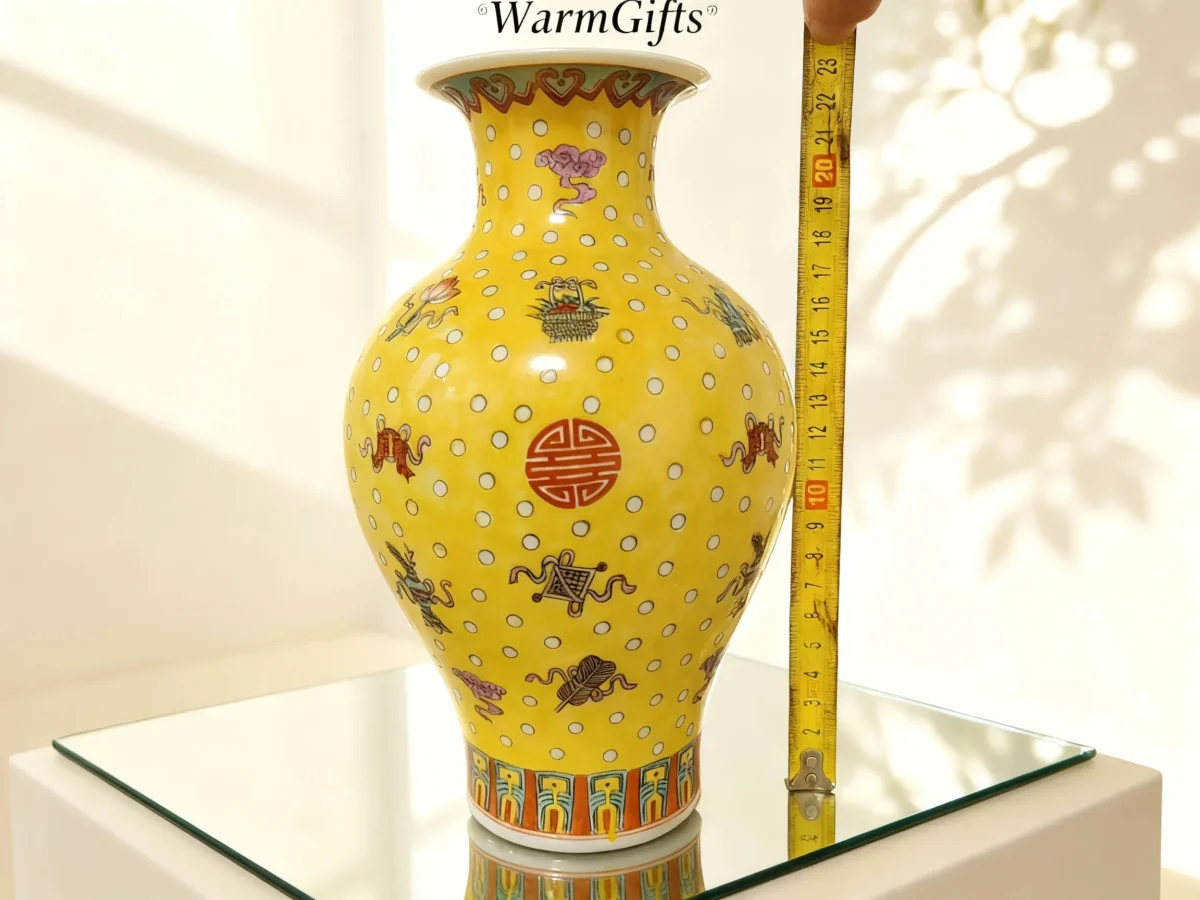 Yellow-Ground Arhat Bottle Pattern