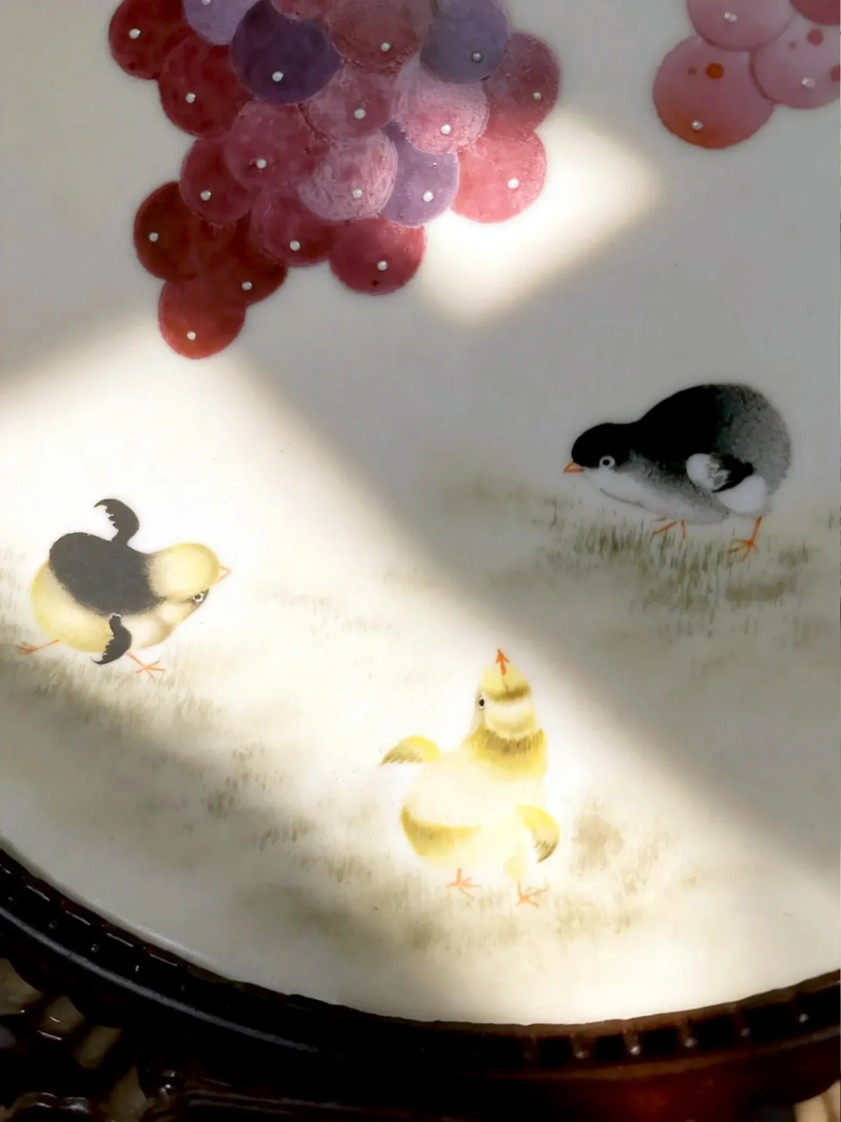 Grapes Garden Fun Porcelain Plate