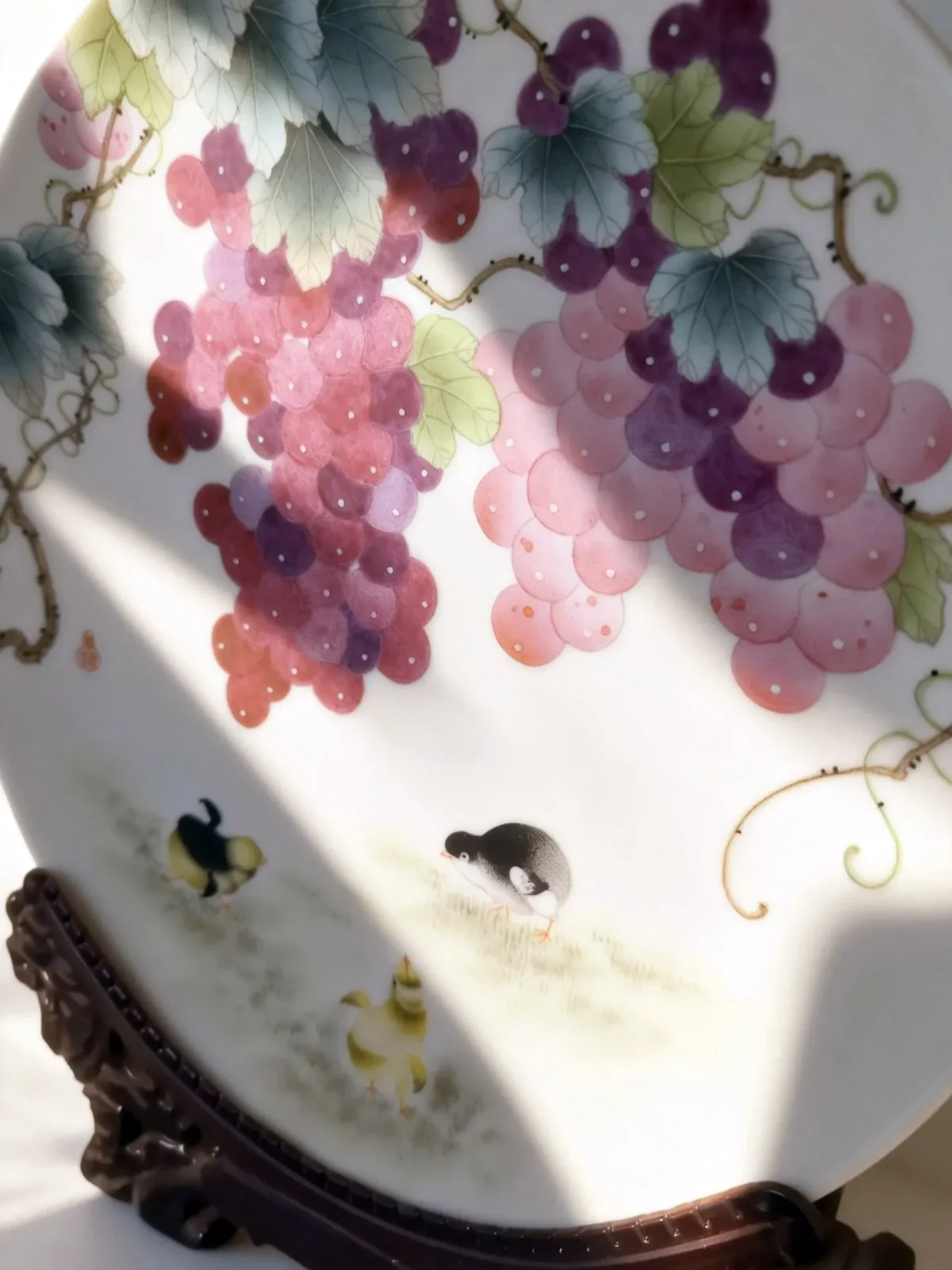 Grapes Garden Fun Porcelain Plate