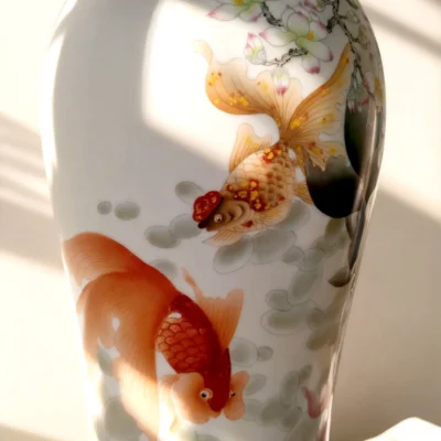 Guanyin Bottle Magnolia Goldfish