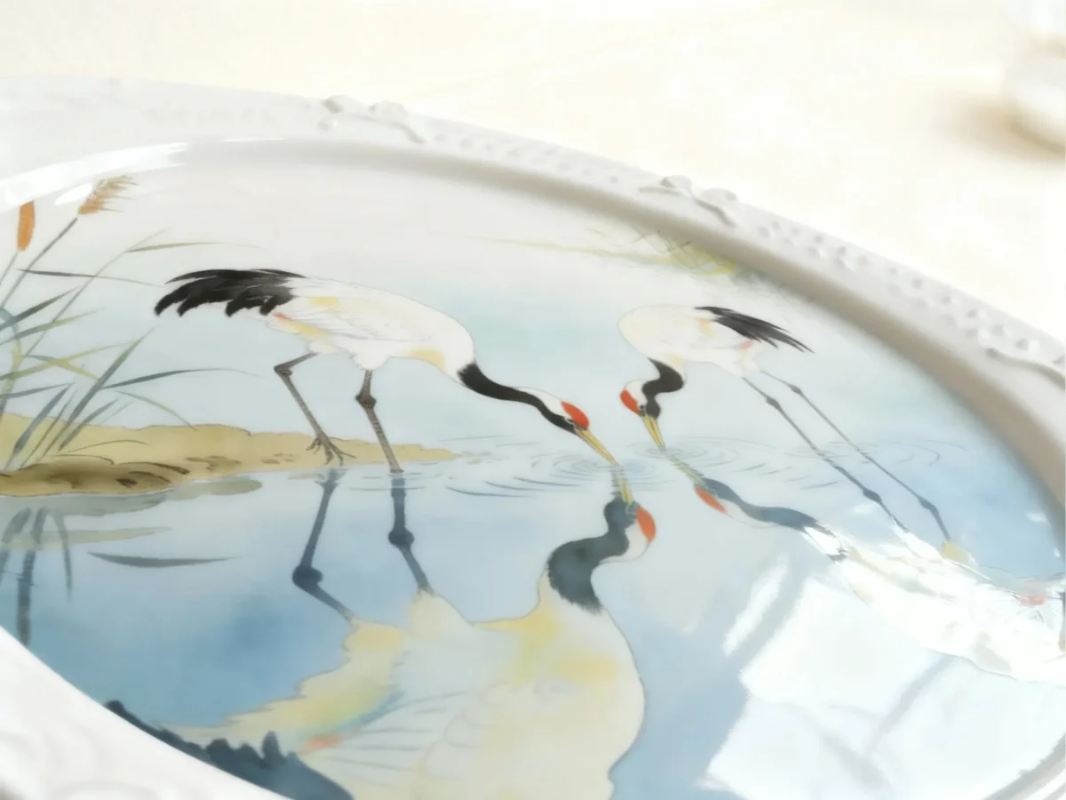 Crane's Nest in the Clear Realm: Hand-Painted Wedding Commemorative Plate Dedicated to Eternal Love